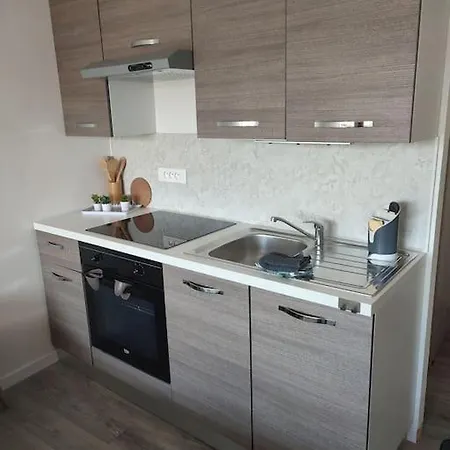 30 M 2, Vue Avec Terrasse *
